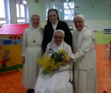 BUON COMPLEANNO SUOR GREGORINA!!!